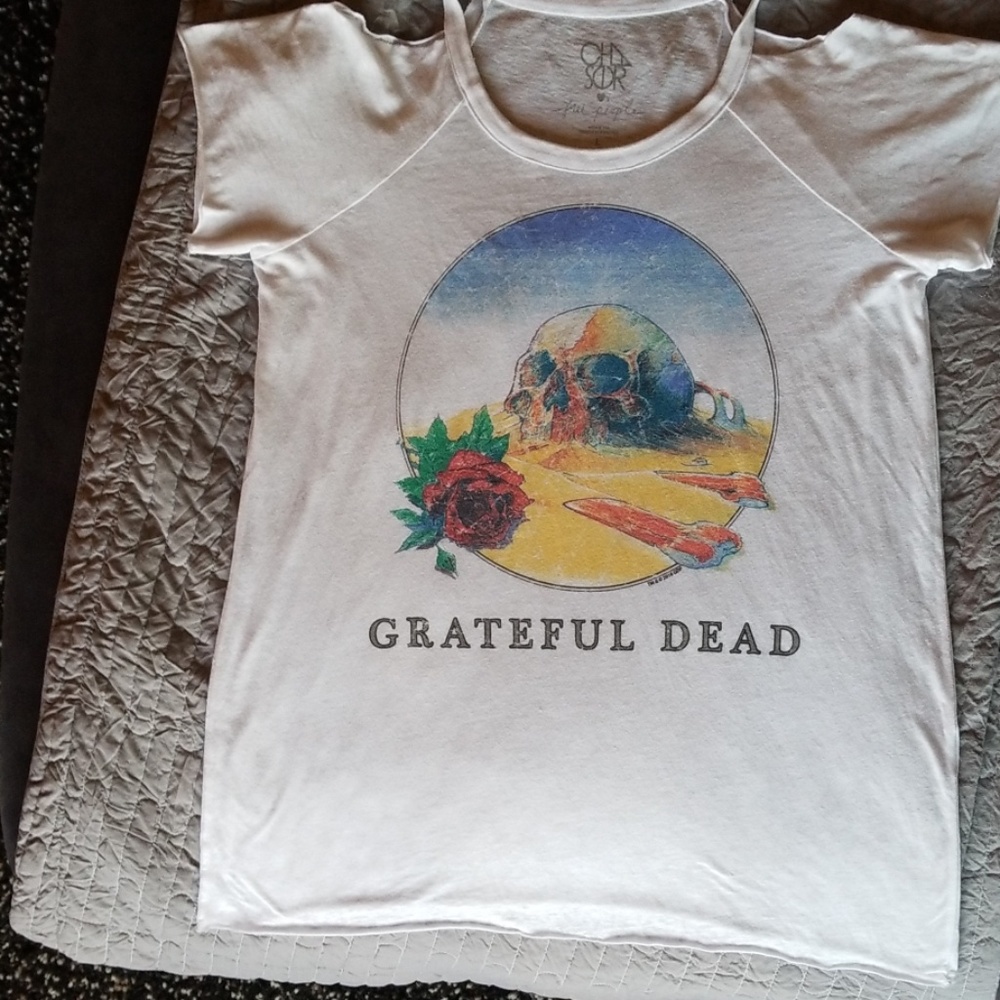 L, Grateful Dead, tee shirt